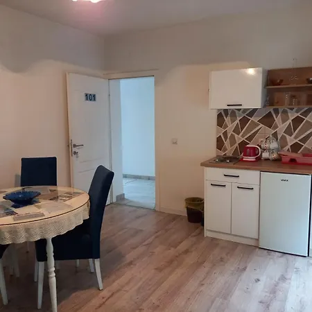 Nena Apartment *